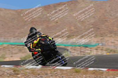 media/Jun-05-2022-WERA (Sun) [[64b01df28d]]/Practice Races/4-600cc Experts/